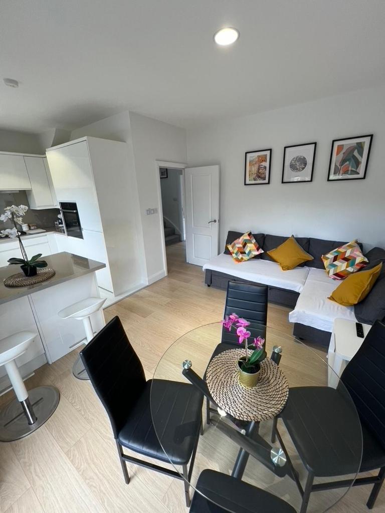 Zenobia London Luxury Apartments Finchley Exteriör bild