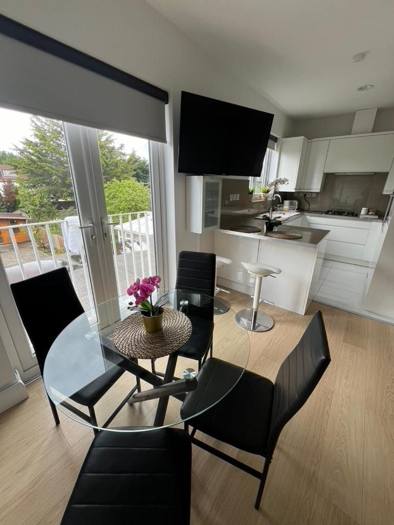 Zenobia London Luxury Apartments Finchley Exteriör bild