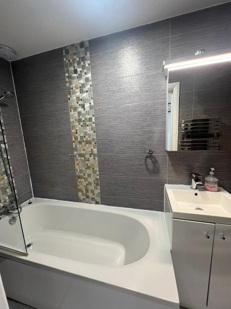 Zenobia London Luxury Apartments Finchley Exteriör bild