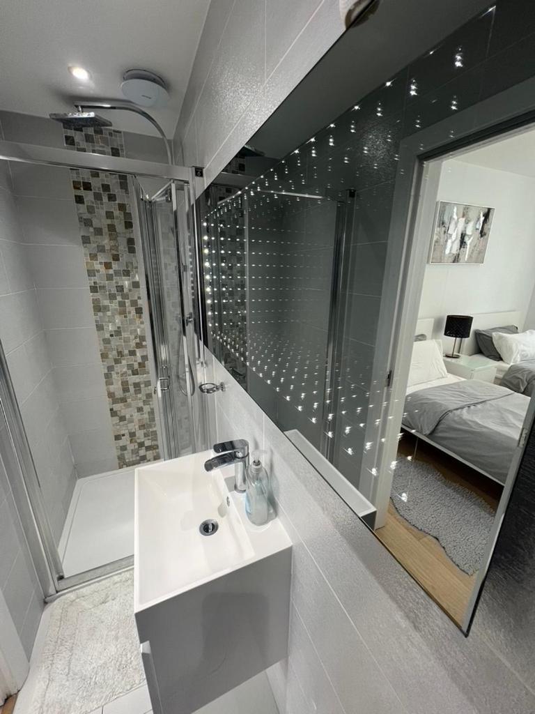 Zenobia London Luxury Apartments Finchley Exteriör bild
