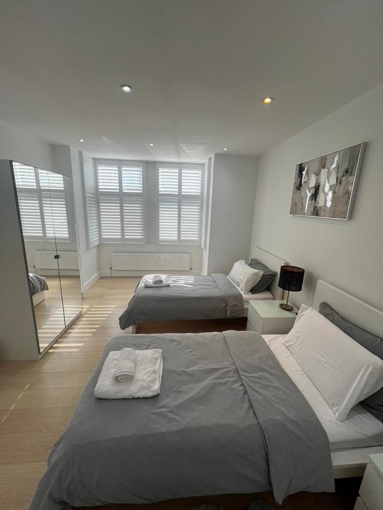 Zenobia London Luxury Apartments Finchley Exteriör bild